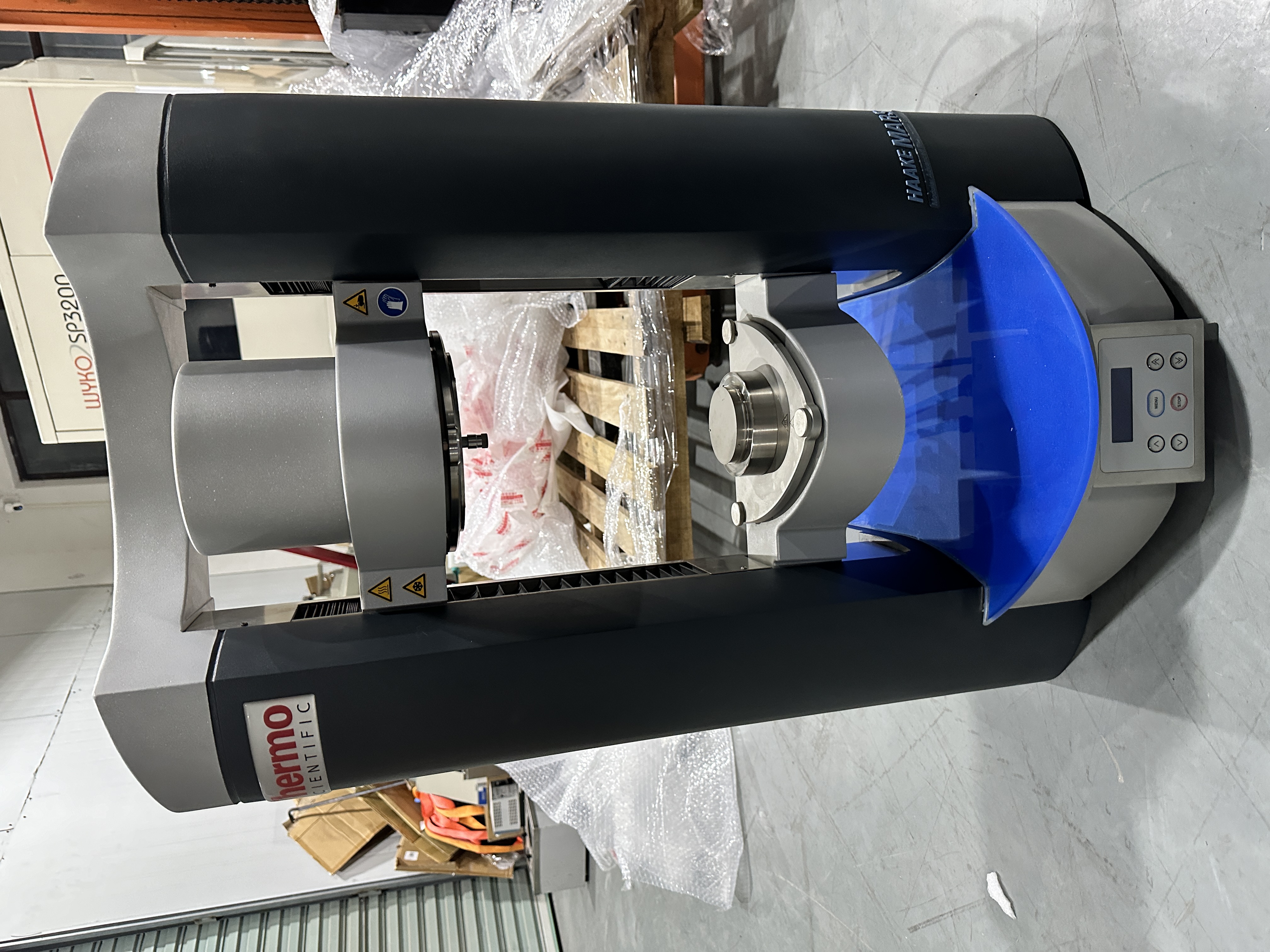 Thermo Scientific HAAKE MARS流变仪 昆山现货 德国原装进口,型号006-1195,2023年生产,几乎全新,外观干净,功能正常,带温度模块TM-PE-P 支持流变、旋转流变等多种测试,最高测试温度180℃,适合液体、固体材料模量、粘度、流变性能测试 支持自提,也可邮寄,价格可聊~ ,细节随时聊~